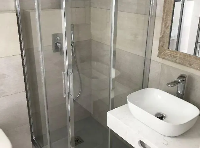 بيت ضيافة Maison Ferruccio 4*
